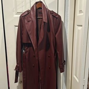 Trench leather coach burgundy size L